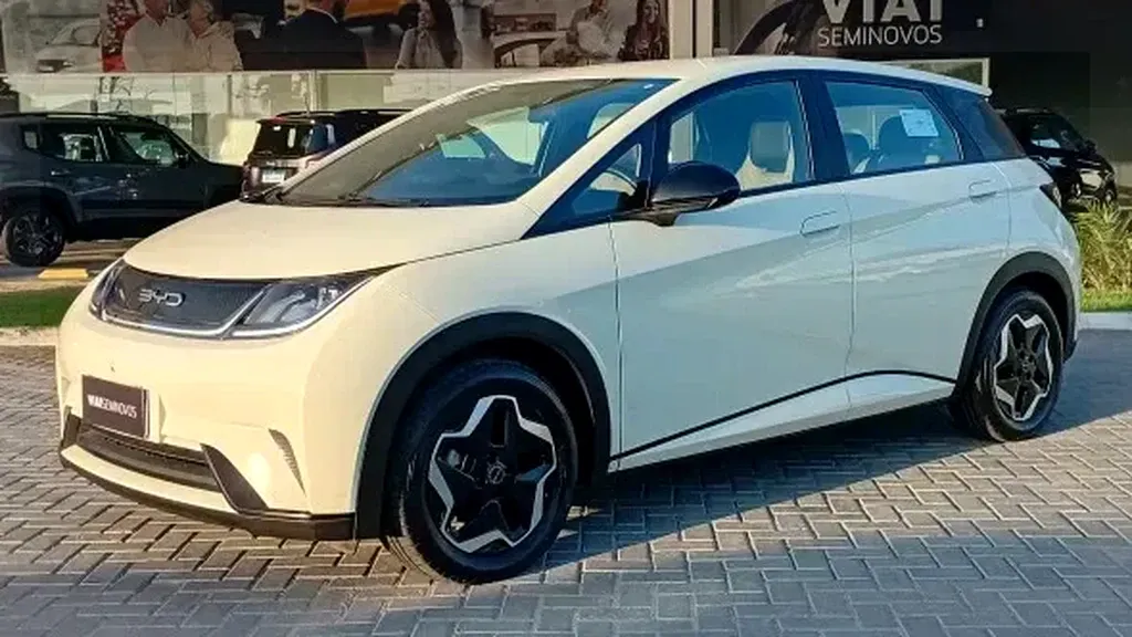 BYD Dolphin