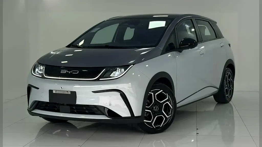 BYD Dolphin Plus