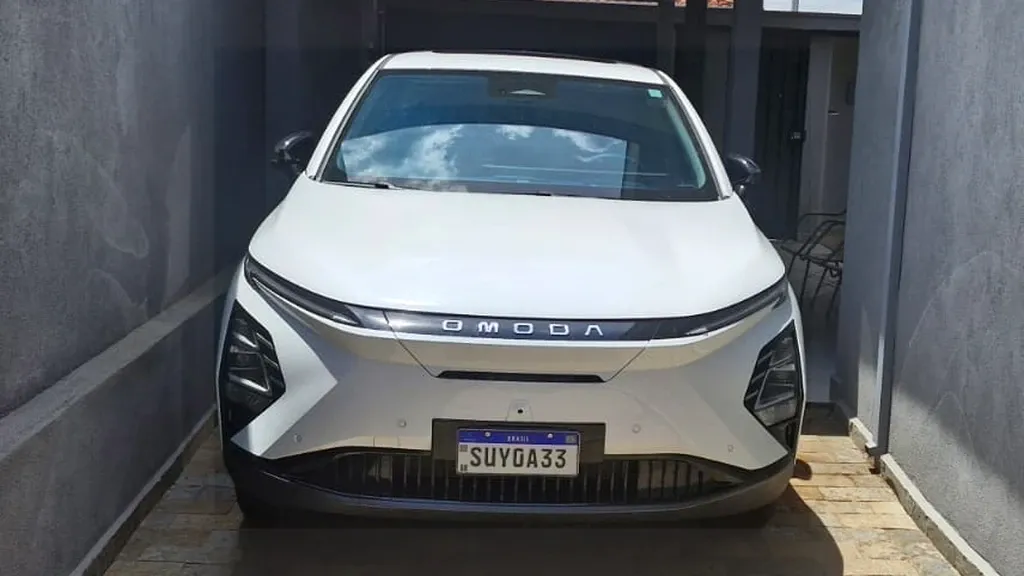 Omoda E5