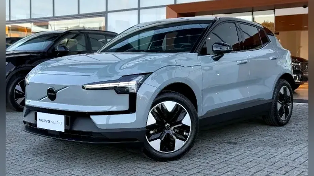 Volvo EX30