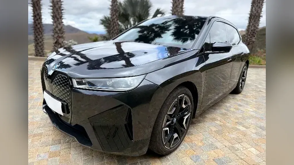 BMW Ix