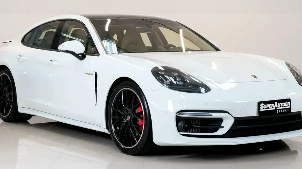 Porsche Panamera 4 E-hybrid