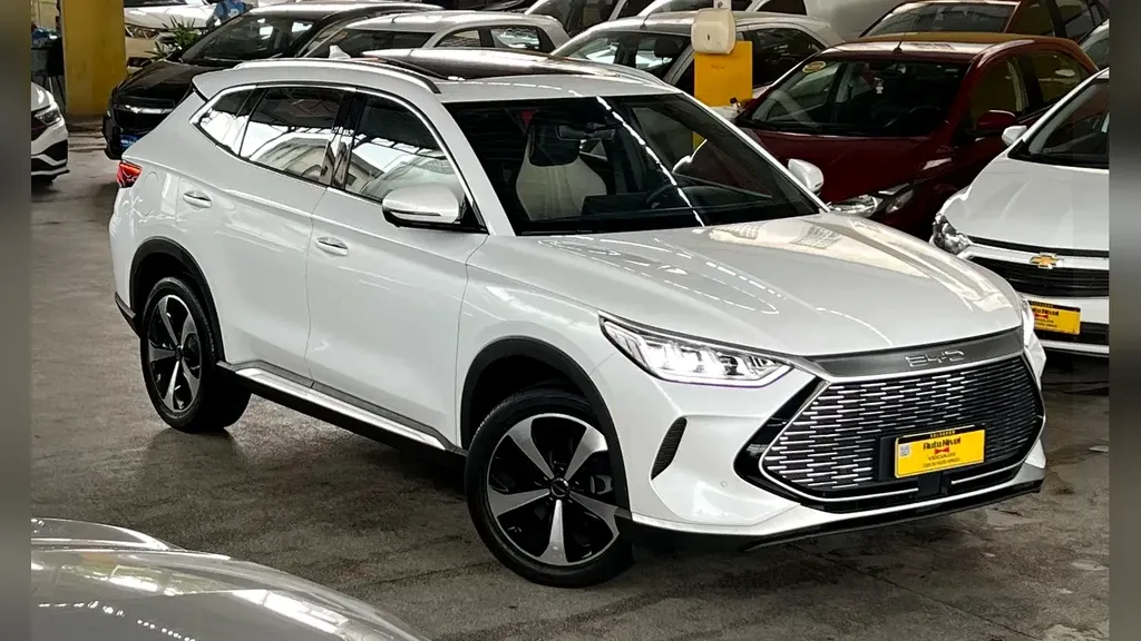 Foto de um byd song plus