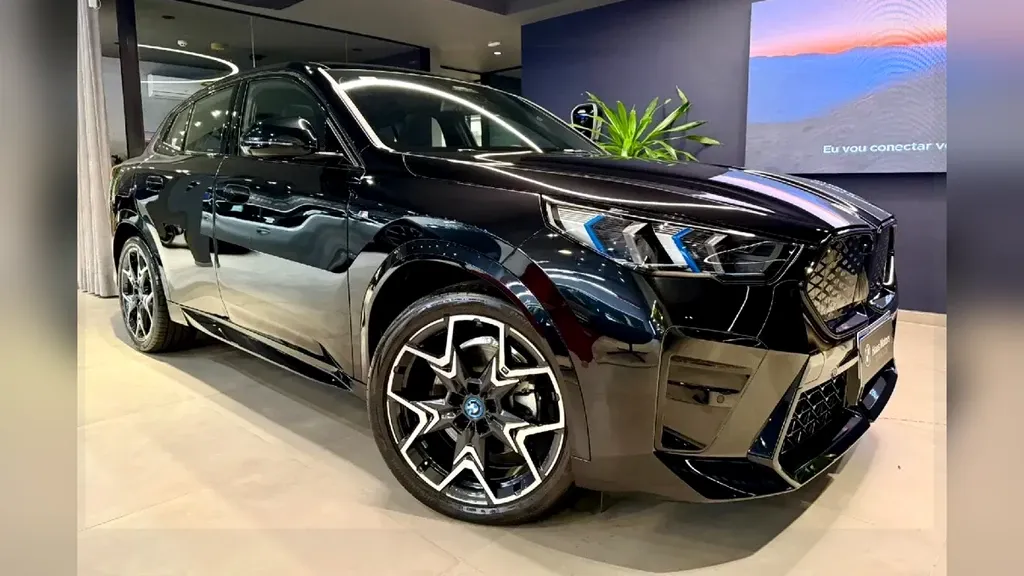 Foto de um bmw ix2