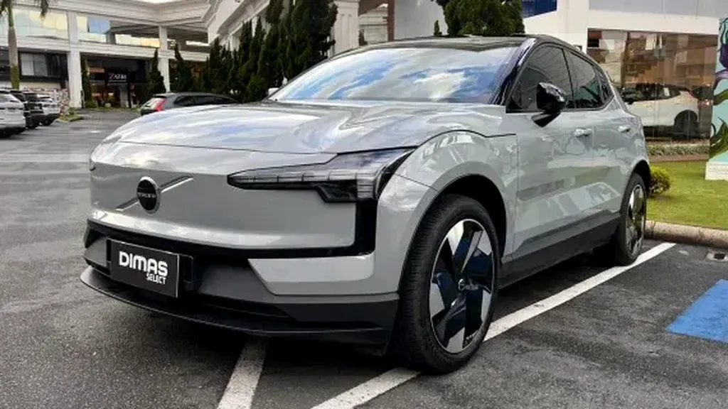 Foto de um volvo ex30