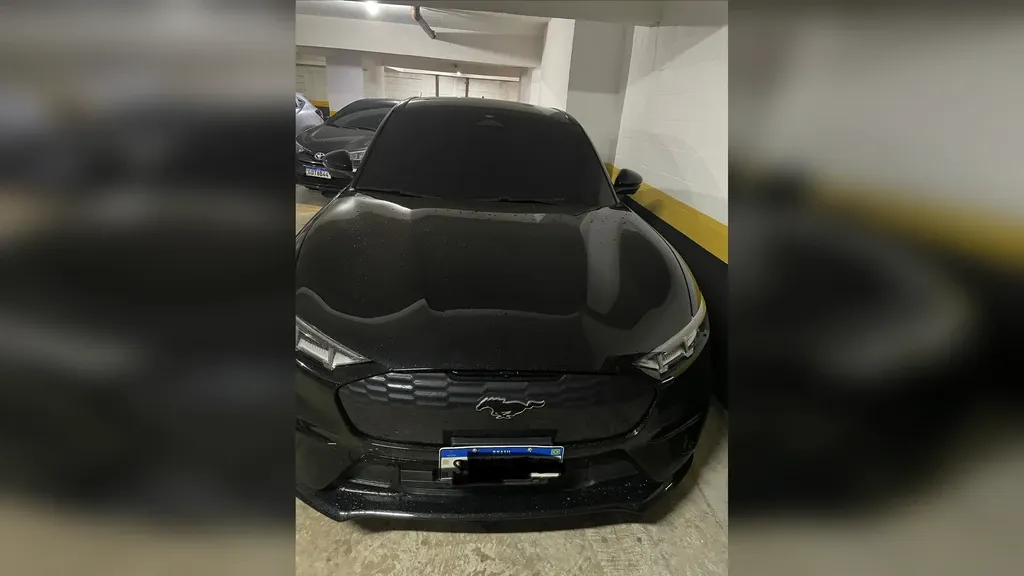 Foto de um Ford Mustang Mach-E