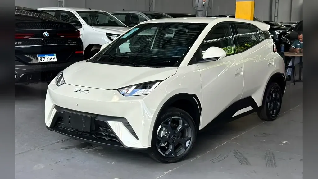 BYD Dolphin Mini - Imagem 1