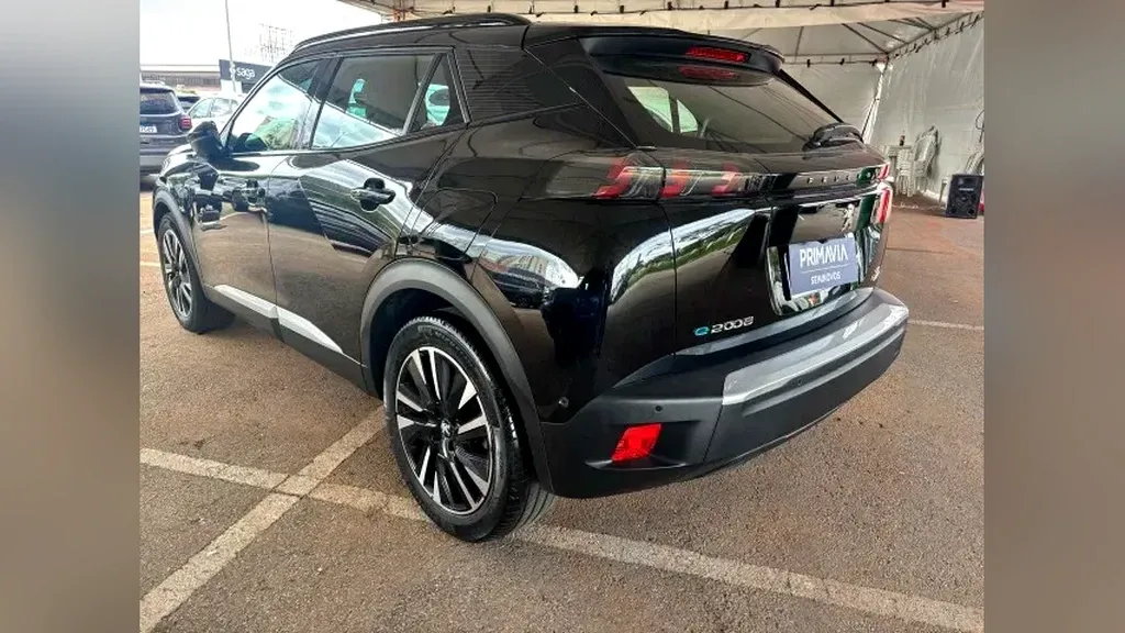 Peugeot E-2008 - Imagem 4