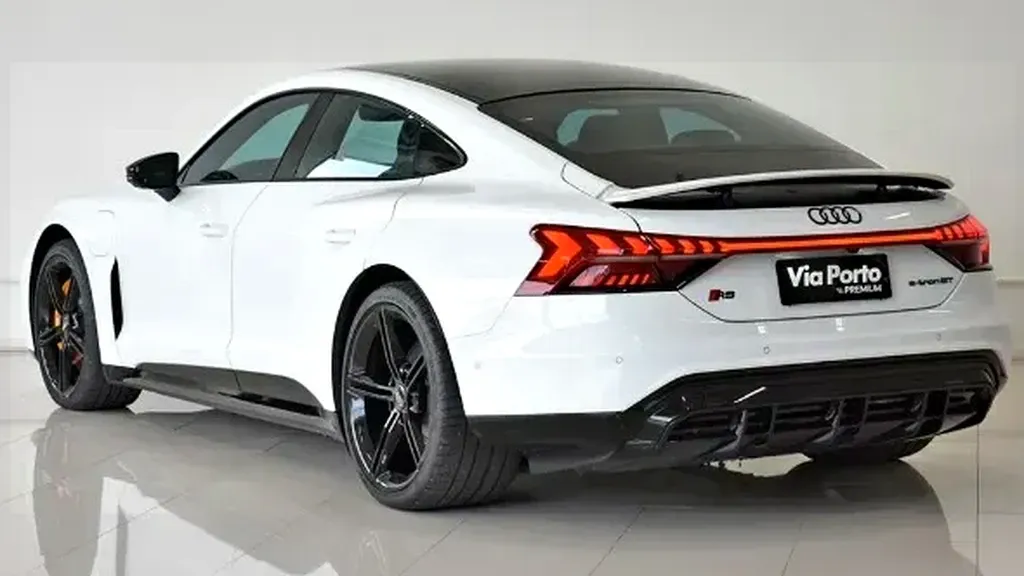 Audi Rs E-tron  GT - Imagem 4
