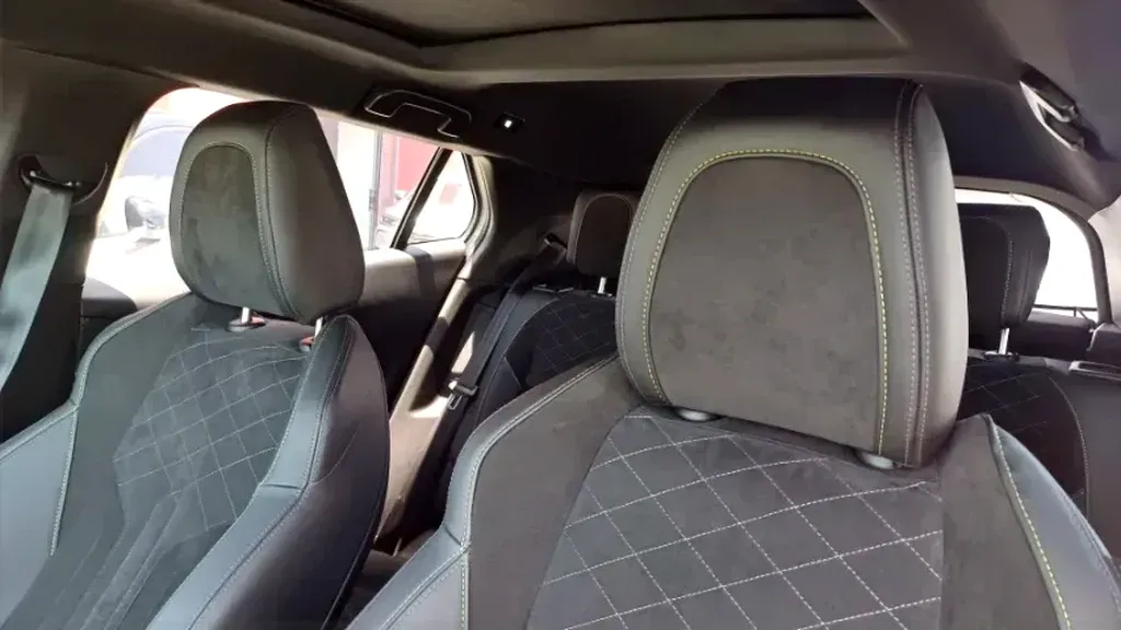 Peugeot E-2008 - Imagem 16