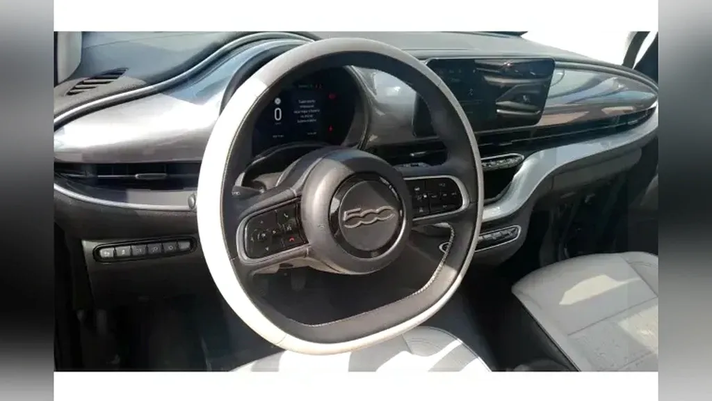 Fiat 500e - Imagem 11