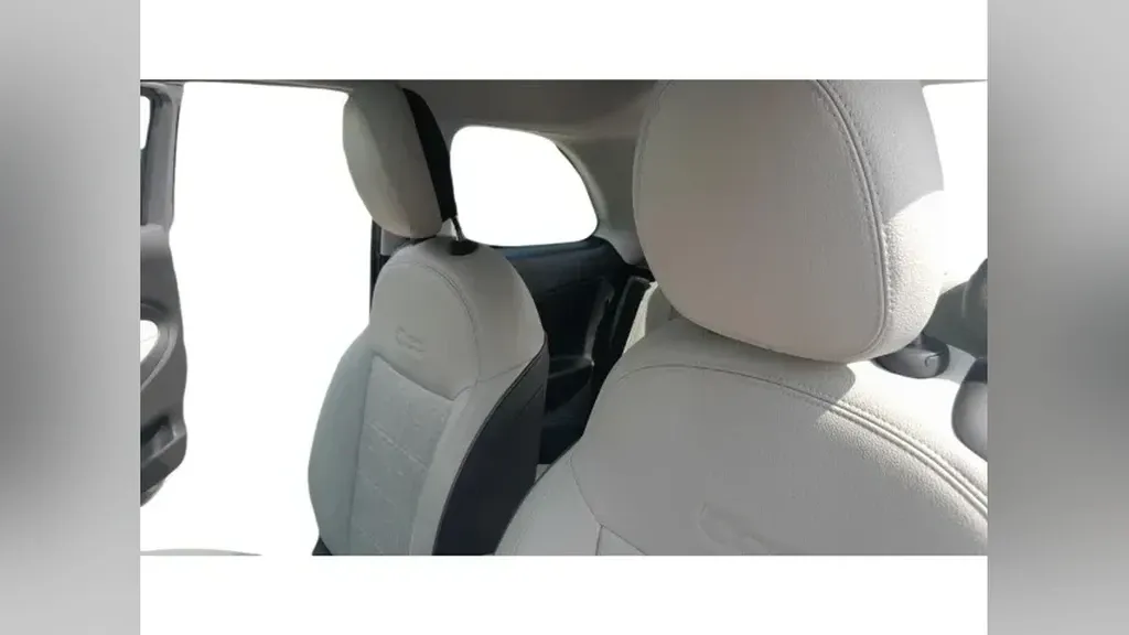 Fiat 500e - Imagem 12