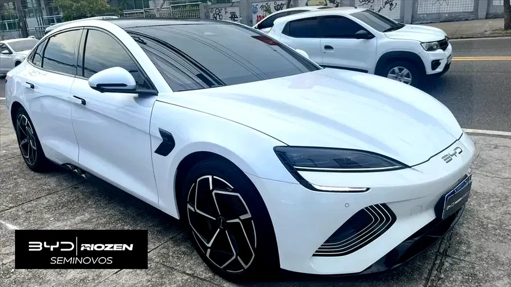 BYD Seal - Imagem 2