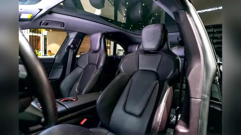 Porsche Taycan - Imagem 8