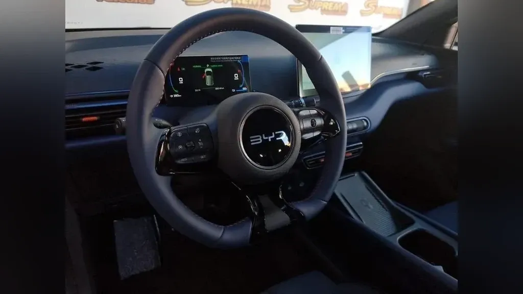 BYD Dolphin - Imagem 3