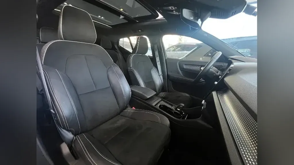 Volvo XC40 - Imagem 7