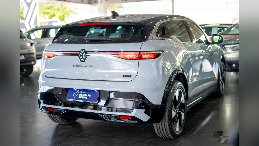 Renault Megane E-tech Electric - Imagem 4