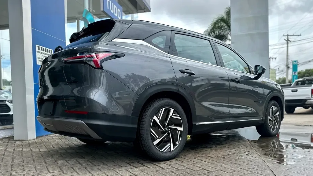 Chevrolet Captiva EV - Imagem 14