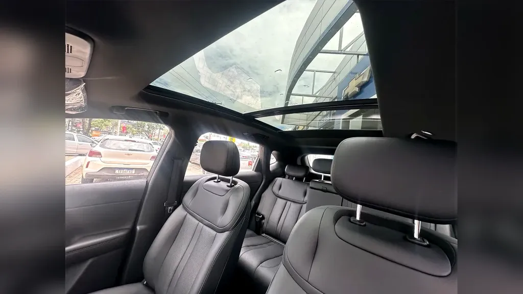 Chevrolet Captiva EV - Imagem 18