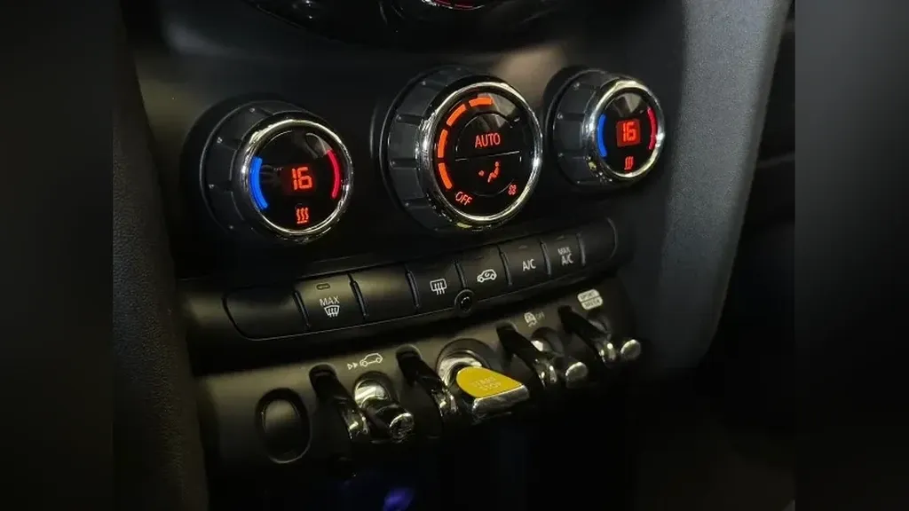 Mini CooperSE - Imagem 14