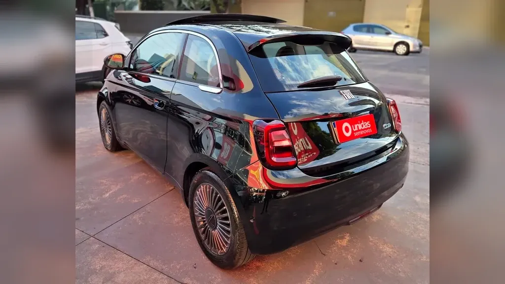Fiat 500e - Imagem 4