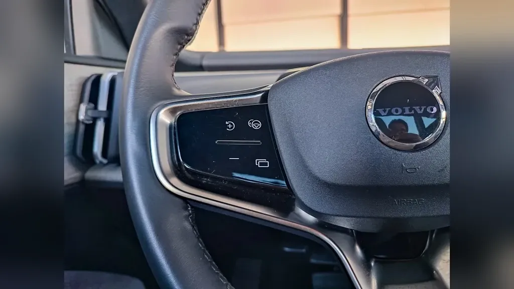 Volvo EX30 - Imagem 15