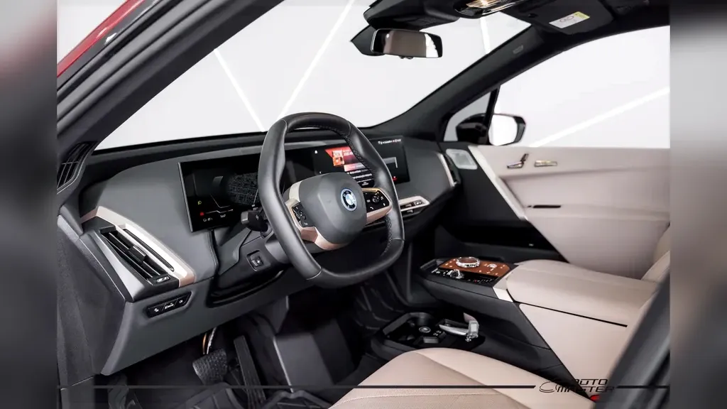 BMW Ix - Imagem 6