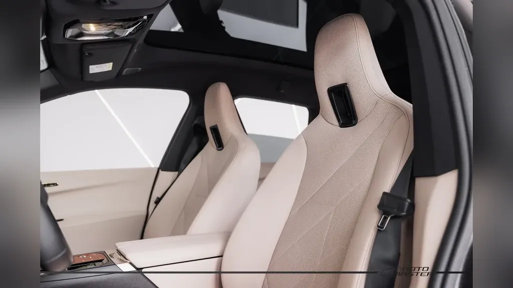 BMW Ix - Imagem 7