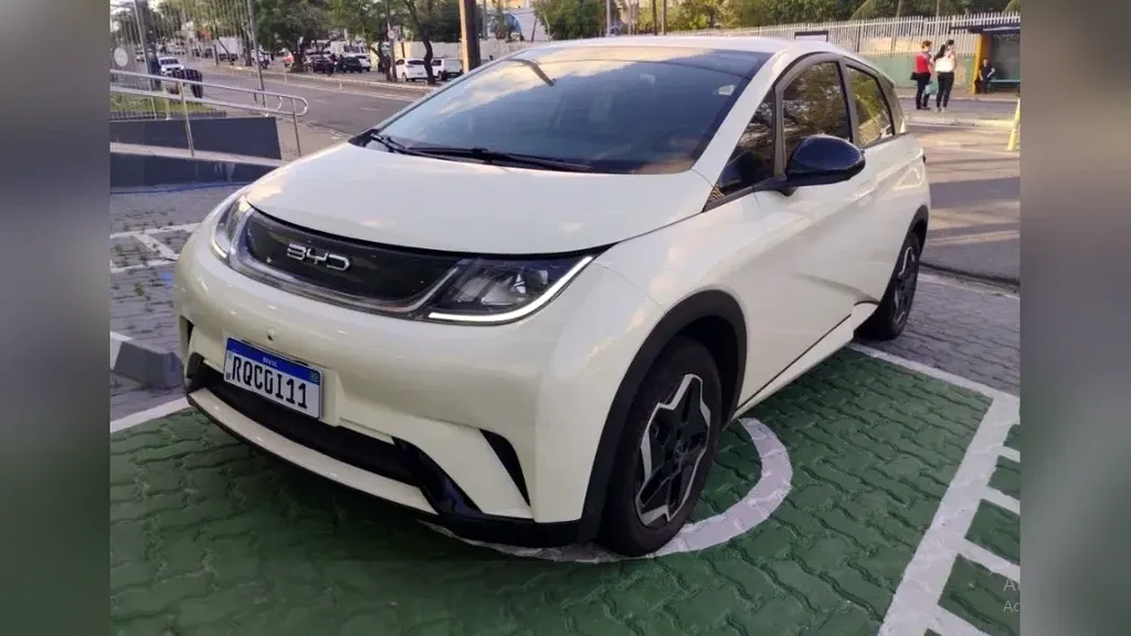 BYD Dolphin - Imagem 2