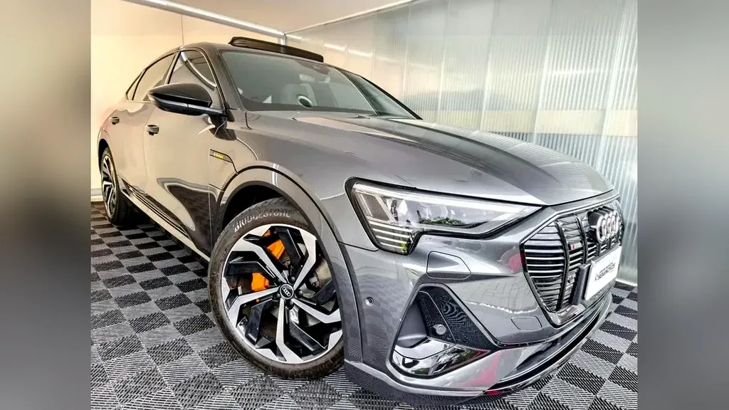 Audi E-tron Sportback - Imagem 4