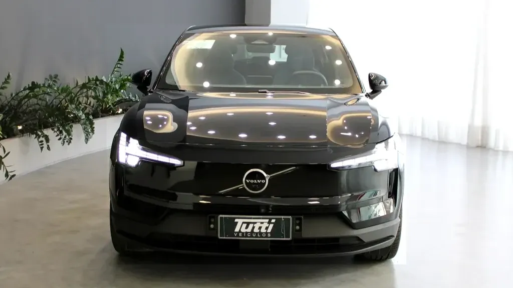 Volvo EX30 - Imagem 3