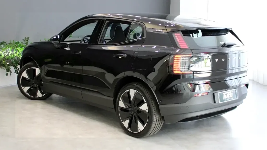 Volvo EX30 - Imagem 4