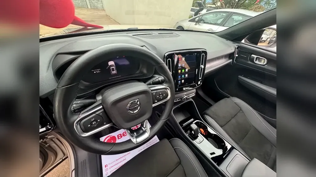 Volvo XC40 - Imagem 9