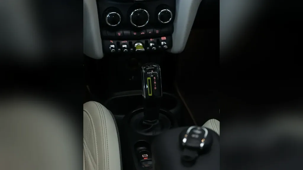 Mini CooperSE - Imagem 7