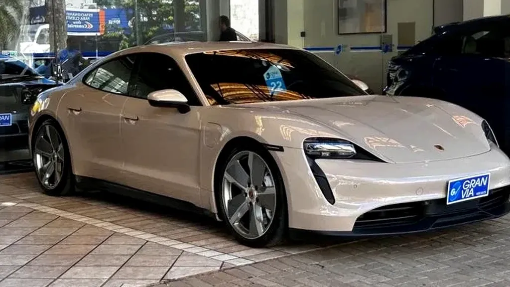 Porsche Taycan - Imagem 3