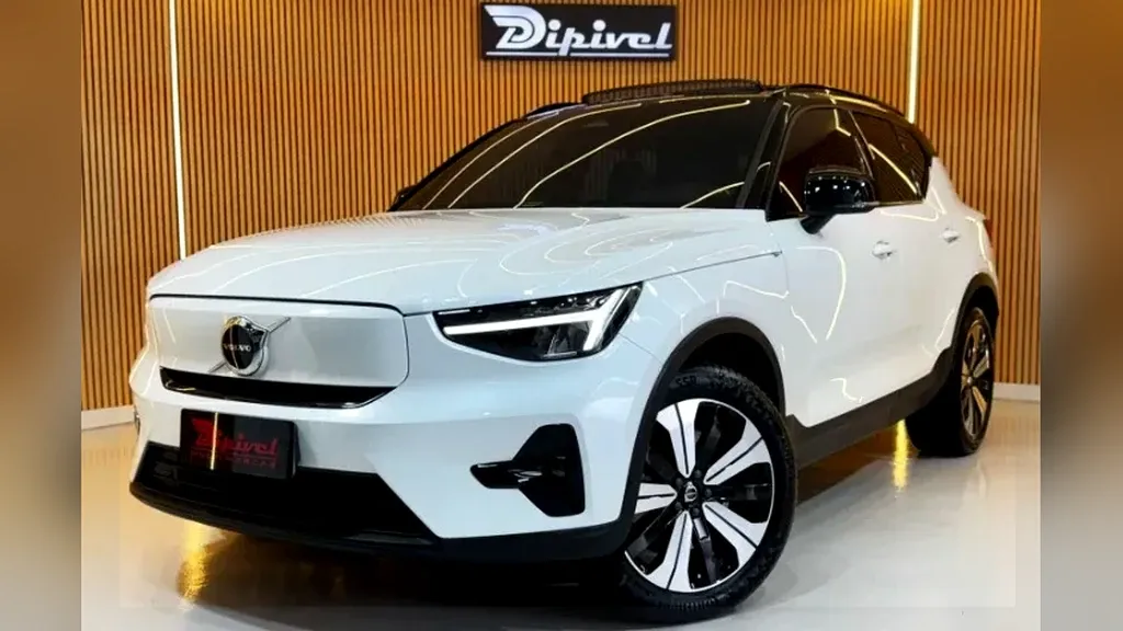Volvo XC40 Recharge - Imagem 2