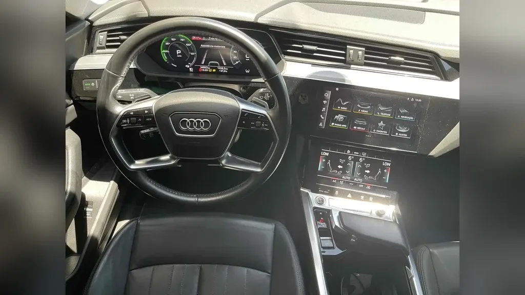 Audi E-tron Sportback - Imagem 18