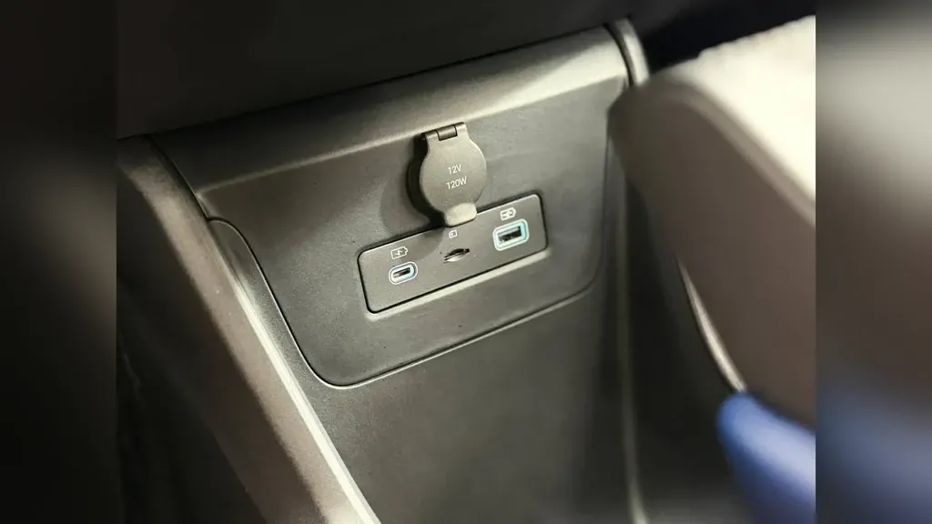 BYD Dolphin - Imagem 12