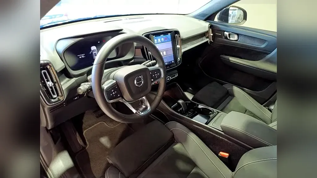 Volvo XC40 Recharge - Imagem 10