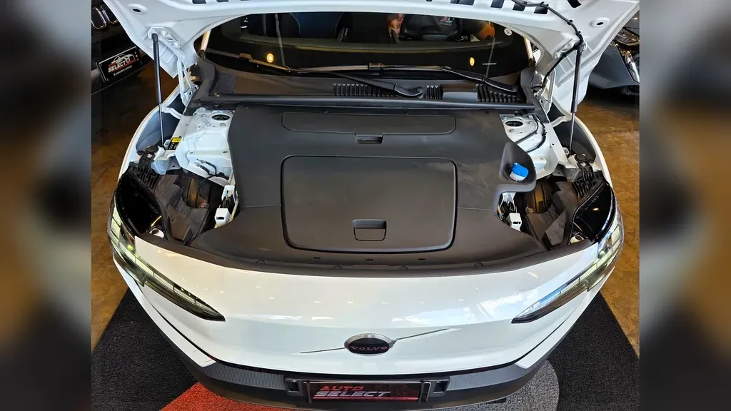 Volvo EX30 - Imagem 12