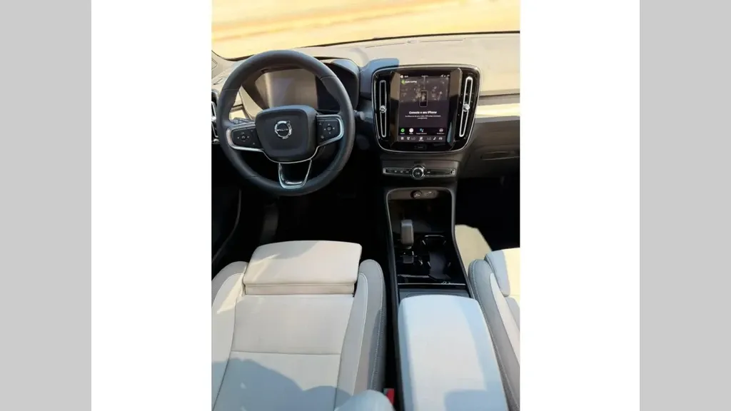 Volvo Ec40 - Imagem 14