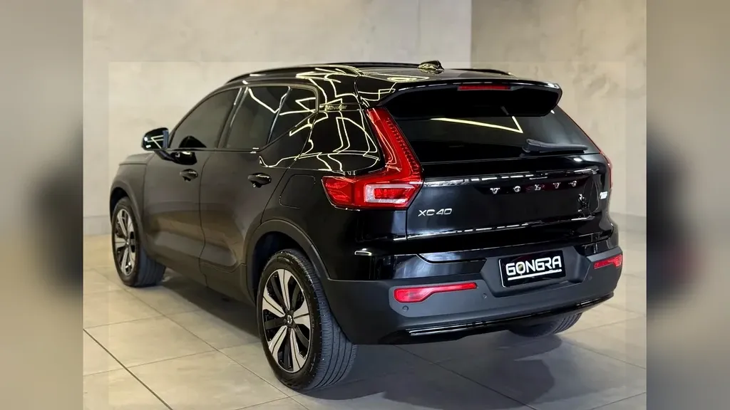 Volvo XC40 Recharge - Imagem 6