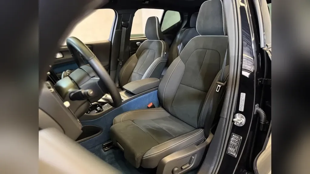 Volvo XC40 Recharge - Imagem 18