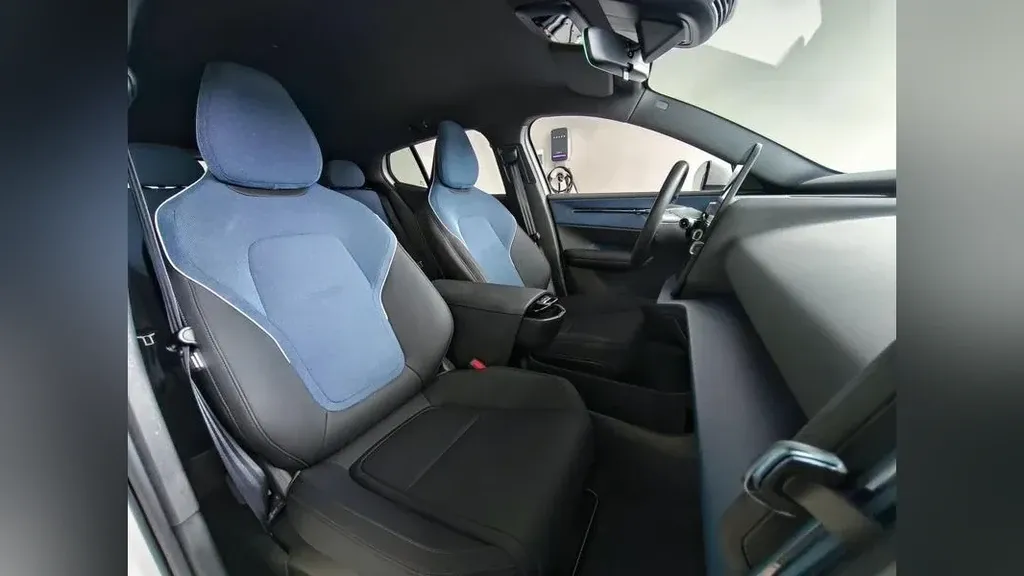 Volvo EX30 - Imagem 14