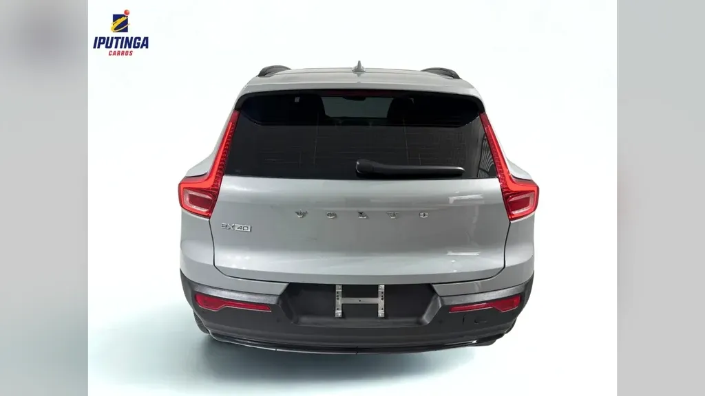 Volvo EX40 - Imagem 5