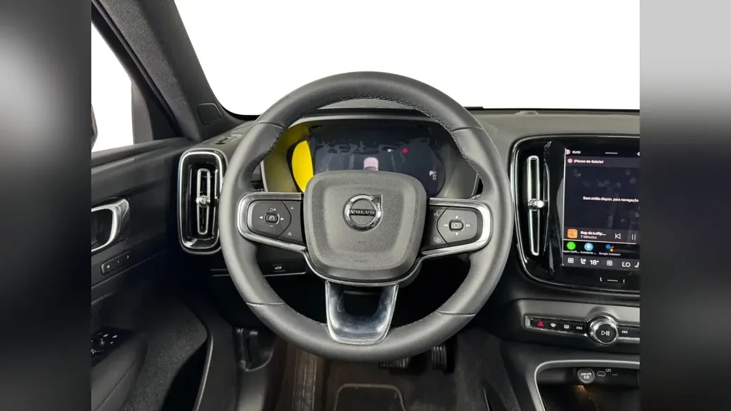 Volvo EX40 - Imagem 9