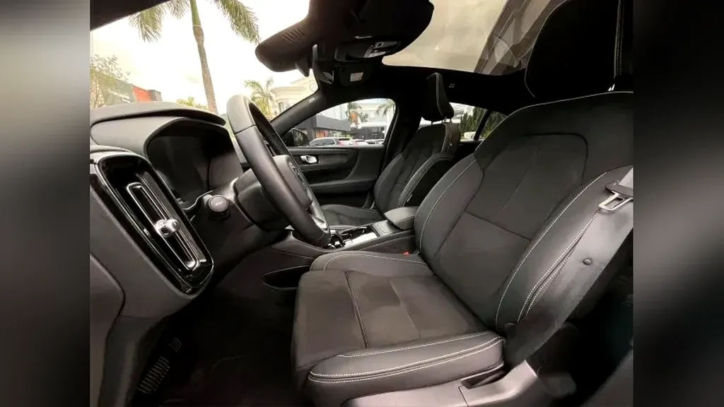 Volvo C40 Recharge - Imagem 10