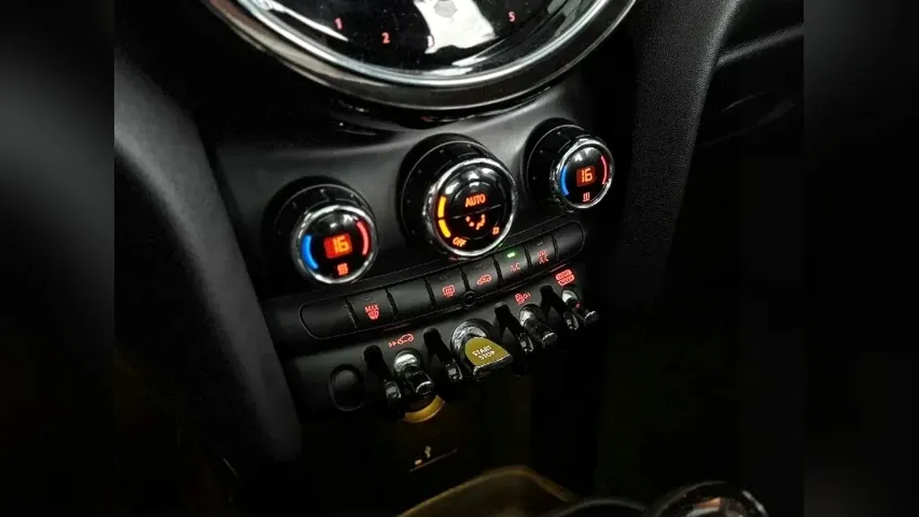 Mini CooperSE - Imagem 7