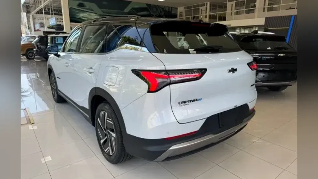 Chevrolet Captiva EV - Imagem 8