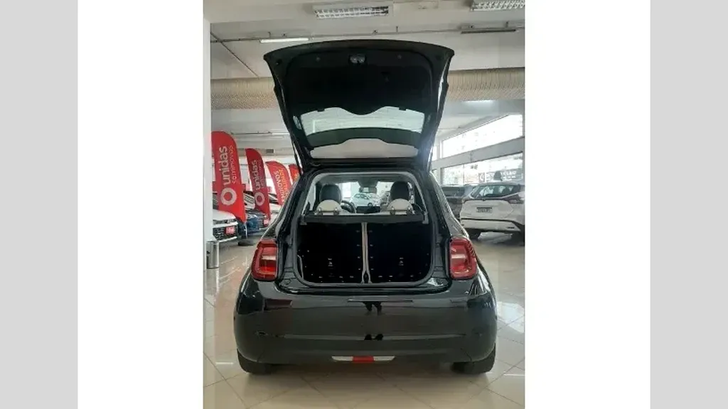 Fiat 500e - Imagem 9